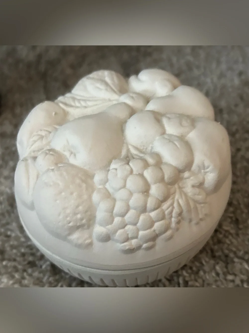 Ceramic Fruit Motif Trinket Box inside is Mint Green